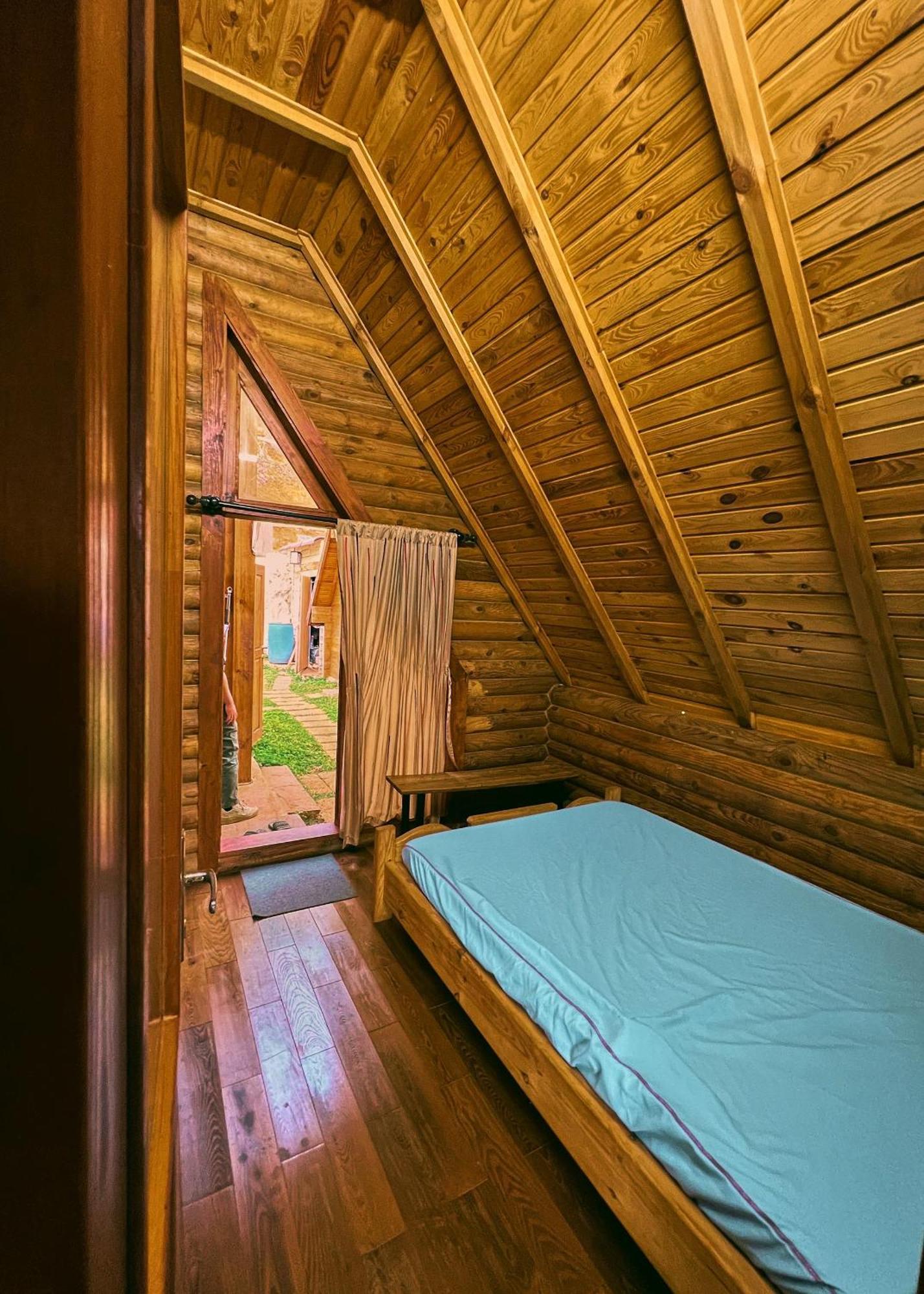 Hotel Nha Bao La - Ho Dak Long Thuong Bảo Lộc Exterior foto